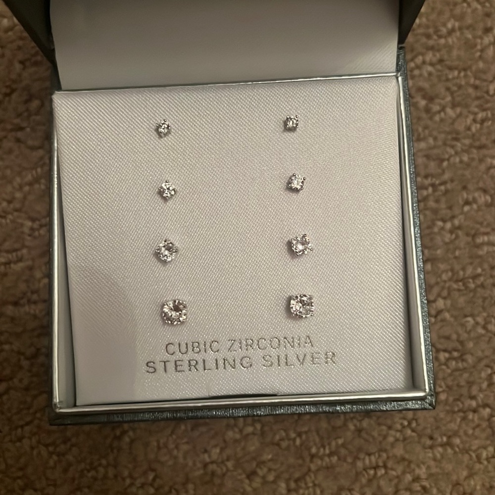 Cubic zirconia sterling silver earrings (primrose)